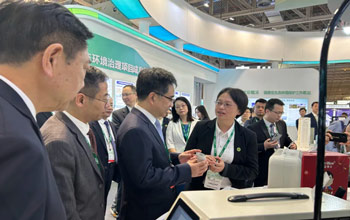 2024MIECF | 福建省向导莅临雷火电竞展位